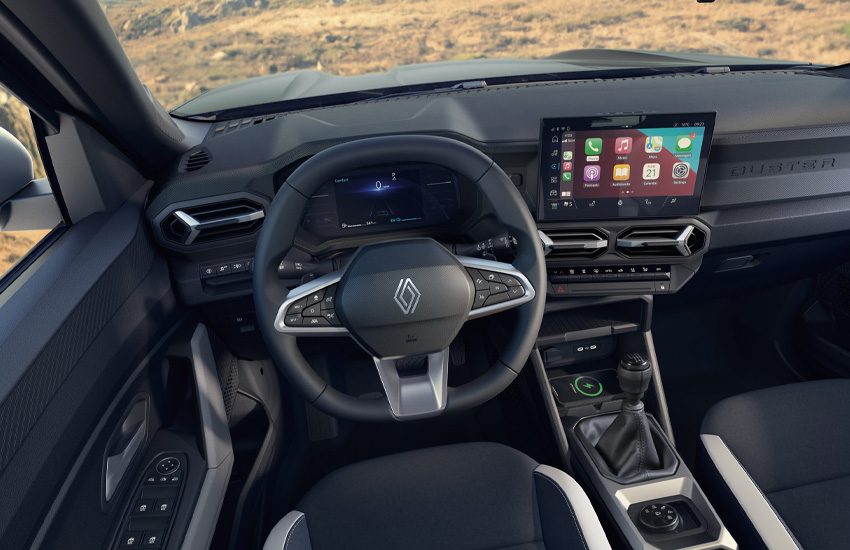 Interior Renault Duster E-Tech Hybrid