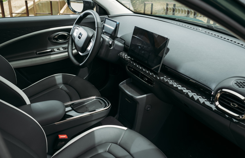 Interior JAC E30X