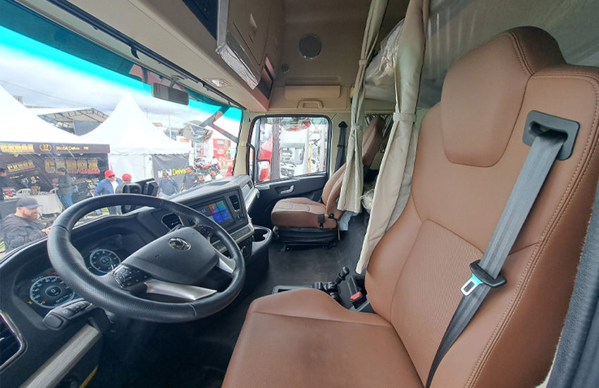 Interior Capitán H GNV