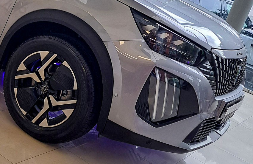Detalle Peugeot 2008 Híbrido