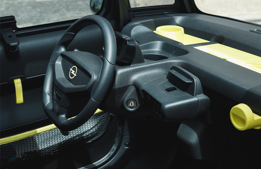 Interior Opel Rocks-E
