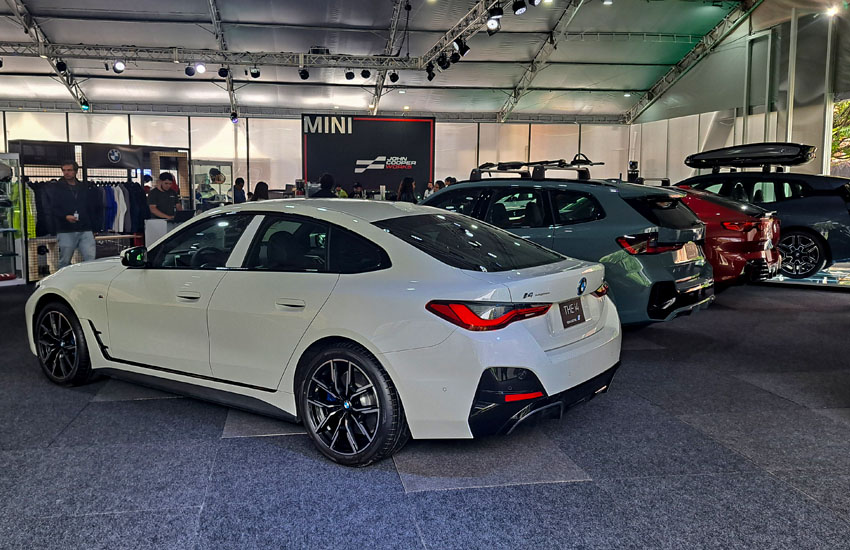 Exhibición vehículos Vibro Autogermana