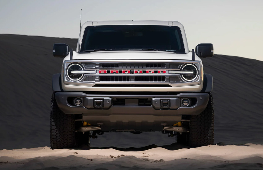 Ford Bronco 60th Anniversary Package frontal